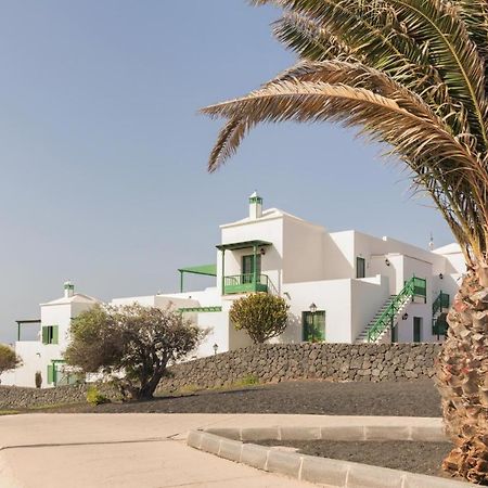 Ferienwohnung Apartamento Om Con Piscina Y Vistas Al Mar Costa Teguise Exterior foto