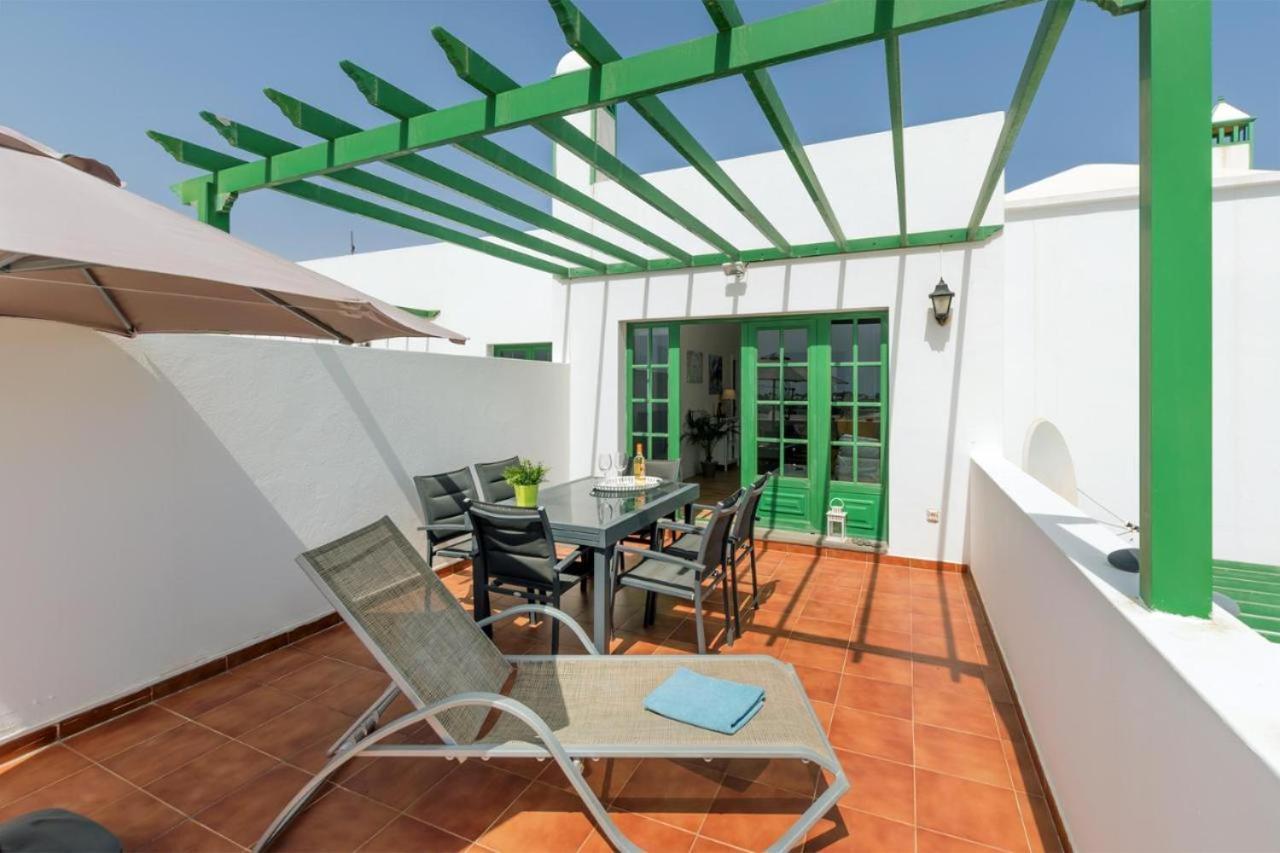 Ferienwohnung Apartamento Om Con Piscina Y Vistas Al Mar Costa Teguise Exterior foto